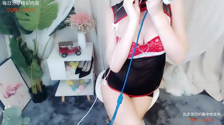 [白鹿姬ASMR]开胸旗袍舔耳诱惑