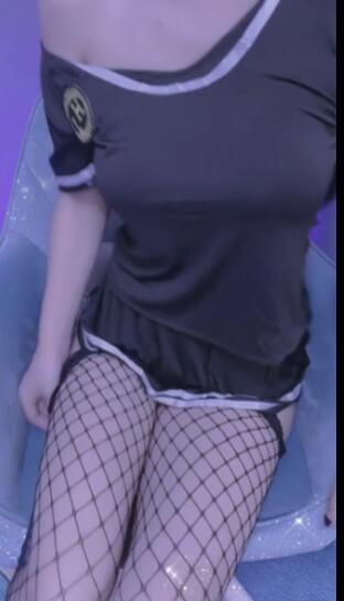 斗鱼晚婉吥想睡火箭福利