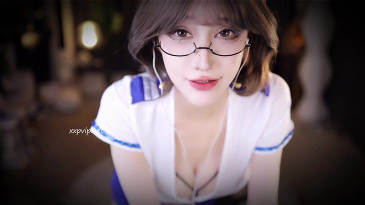 [张爱玲ASMR]粉丝祭系列之性感空姐精油啵推