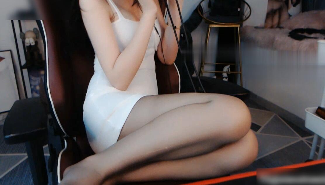 斗鱼贝拉小姐姐ASMR私人定制