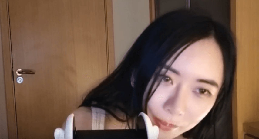 kiki瓜 ASMR 舔耳