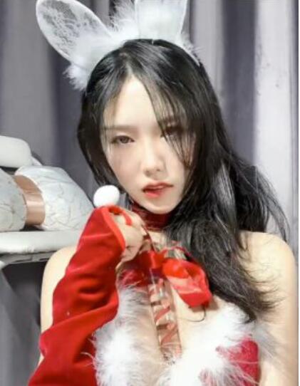 抖娘利世圣诞ASMR三部曲 | 沉浸式角色扮演+治愈音效 [3V 532M]