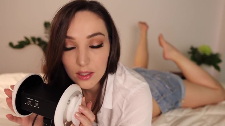 ASMR-Ear-Attention–Whispered-French-Sweet-Nothings