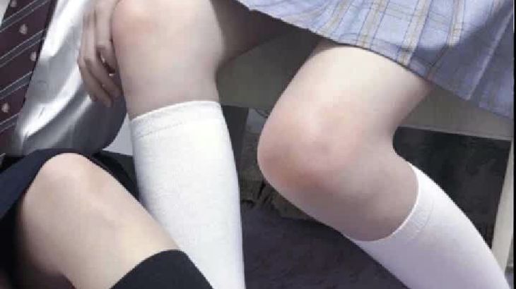 [Aki秋水ASMR]姐姐的丝袜揉耳