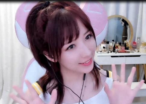 ASMR小巫女露娜：丝袜按摩+口腔音效12部沉浸式助眠合集[4G]