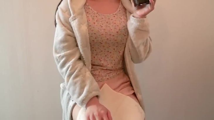 [ASMR_睡眠用]今日は寝かしつけにいく甘い囁き-綿棒耳かきと-トントン–FOR-SLEEP-EAR-CLEANING-WHISPERING